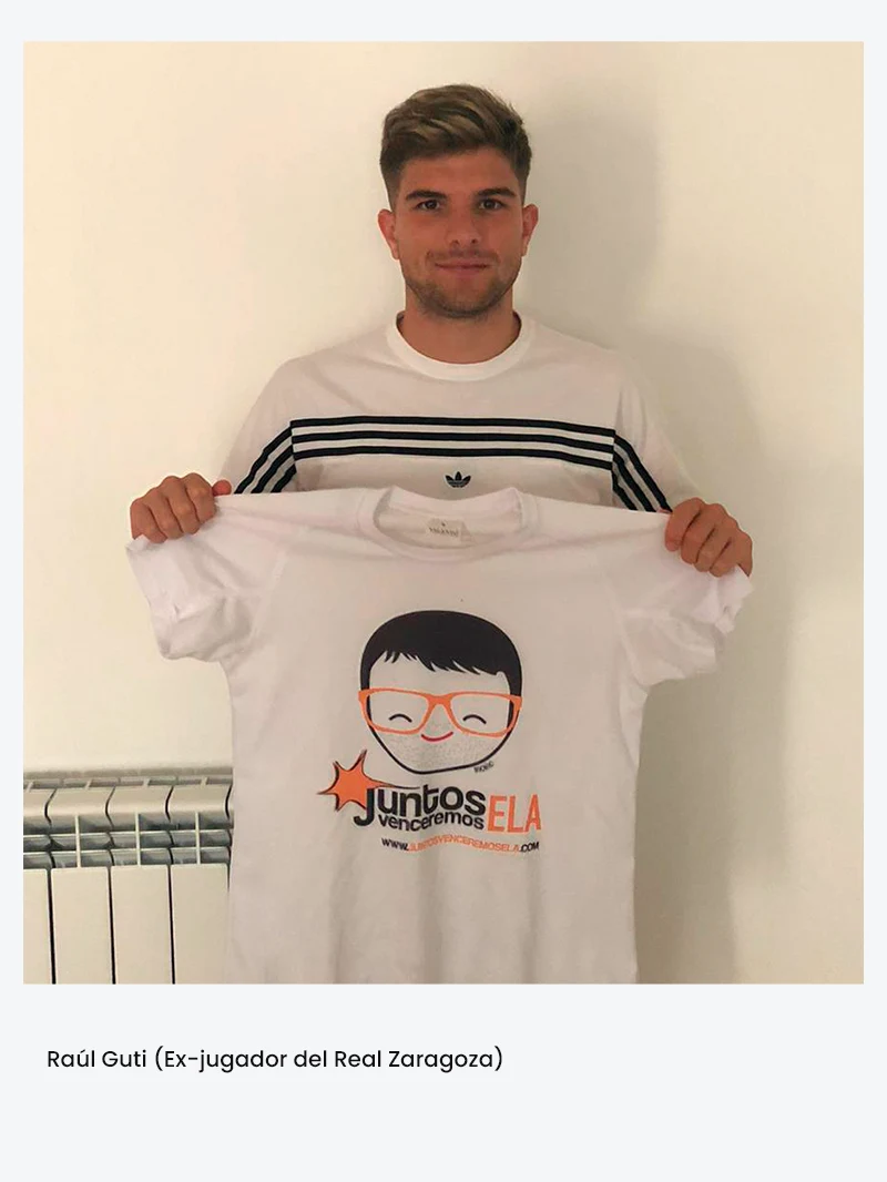 Futbolista con camiseta de Juntos Venceremos ELA